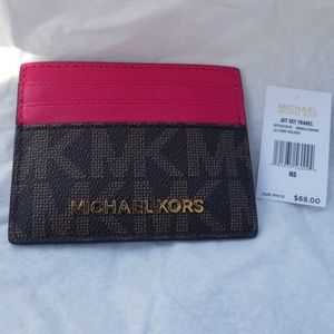 NWT Michael Kors Jet set travel card case